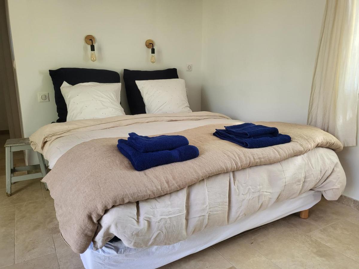Le Cabanon Bed and Breakfast Ménerbes Buitenkant foto